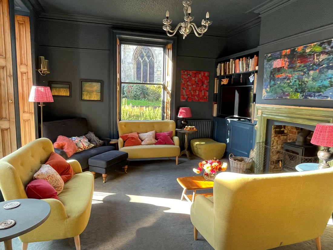 Sitting room at The Parisi Townhouse York slef-catering holiday let